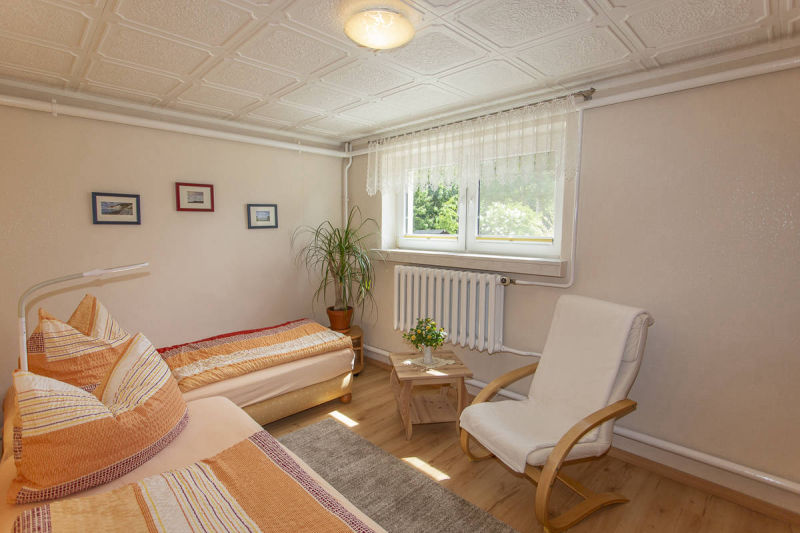 Schlafzimmer 2
